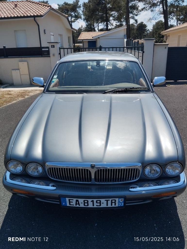 JAGUAR XJ308 - 2002 LesAnciennes.com