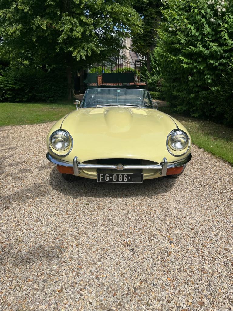 JAGUAR Type E 4.2 - 1969 LesAnciennes.com