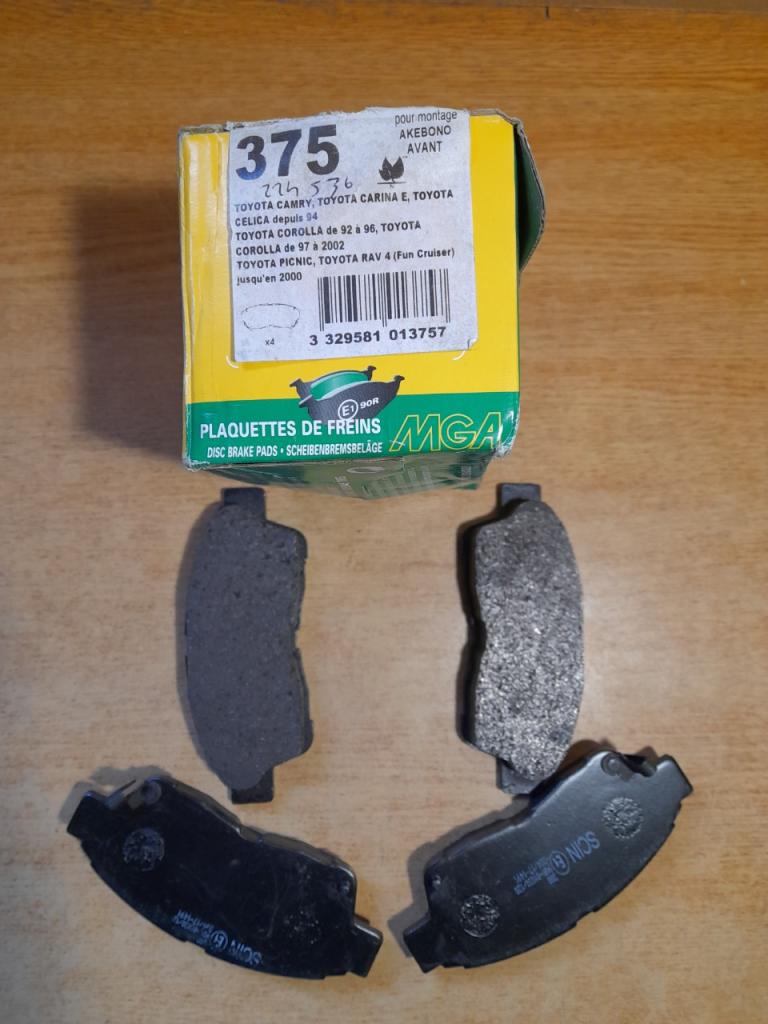 Plaquettes de frein avant Toyota célica RAV4 LesAnciennes.com