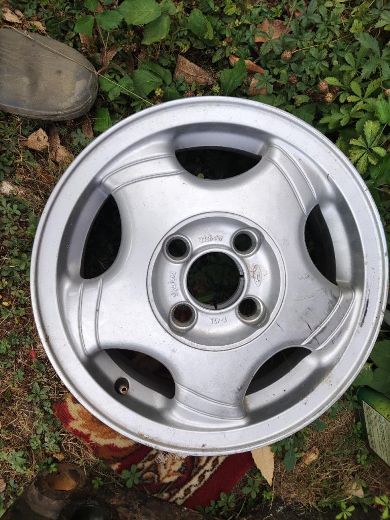 Jante FORD sport LesAnciennes.com