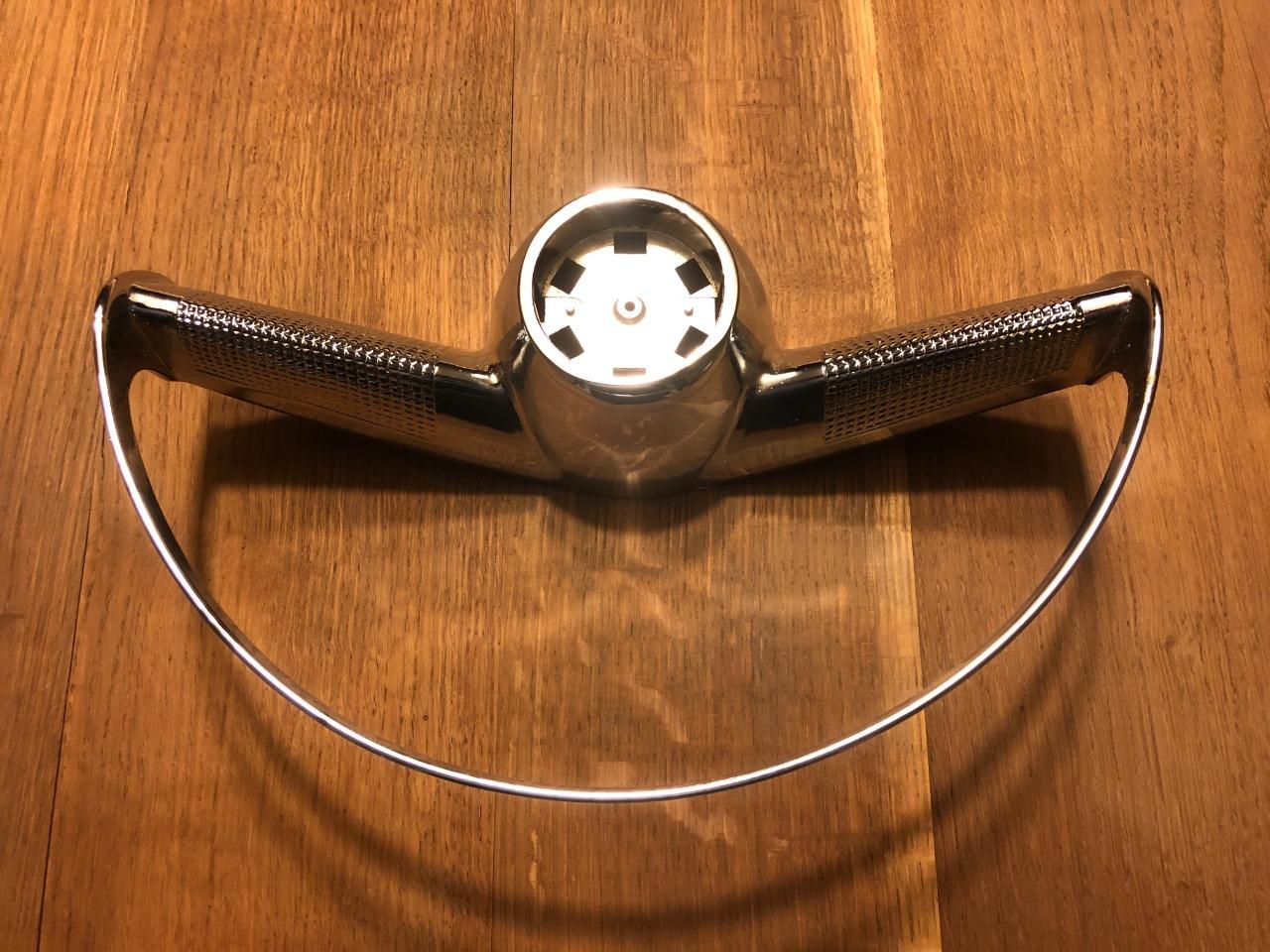 Console klaxon SIMCA Vedette(s) LesAnciennes.com