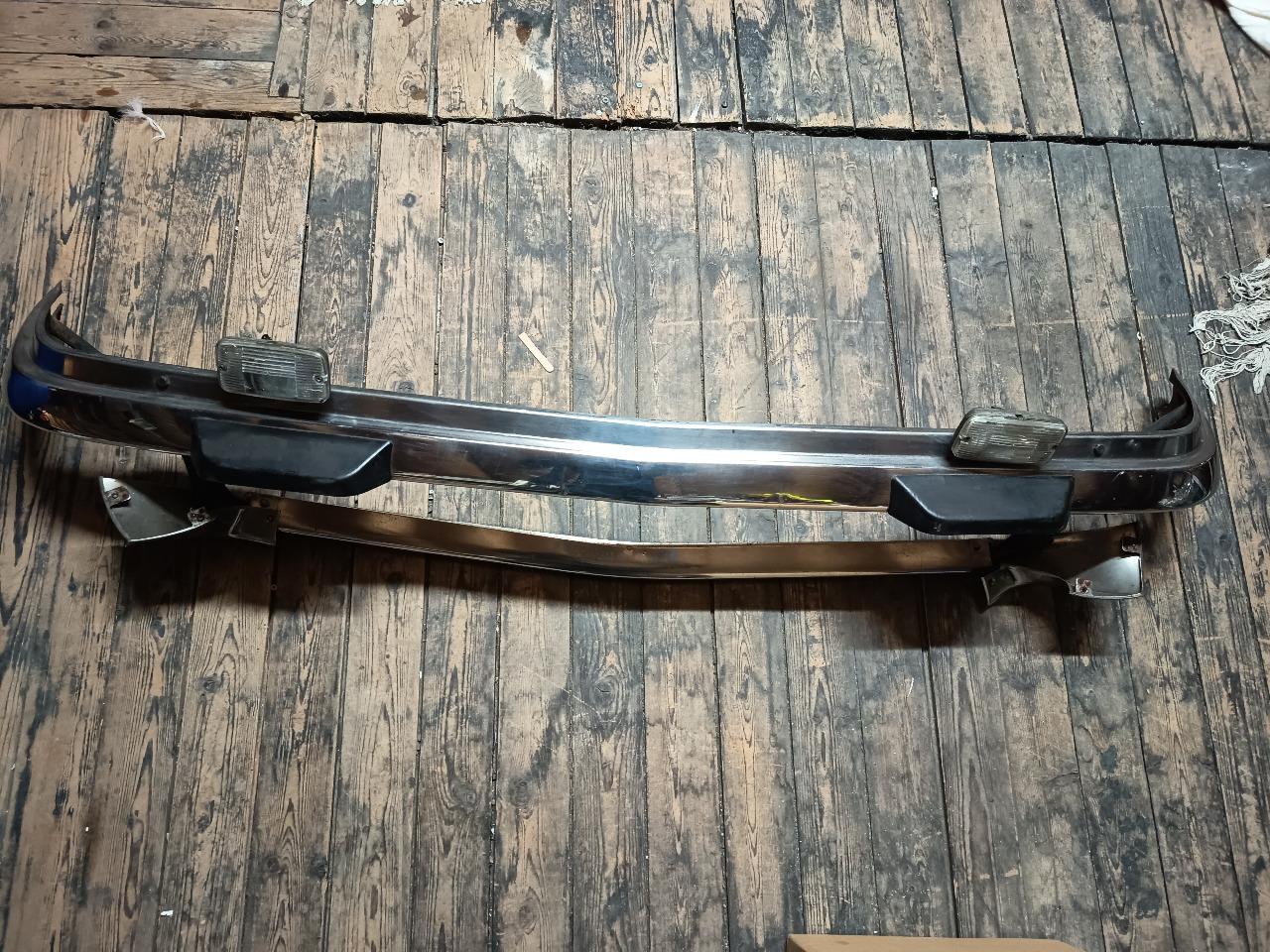 Pare choc CITROEN DS LesAnciennes.com