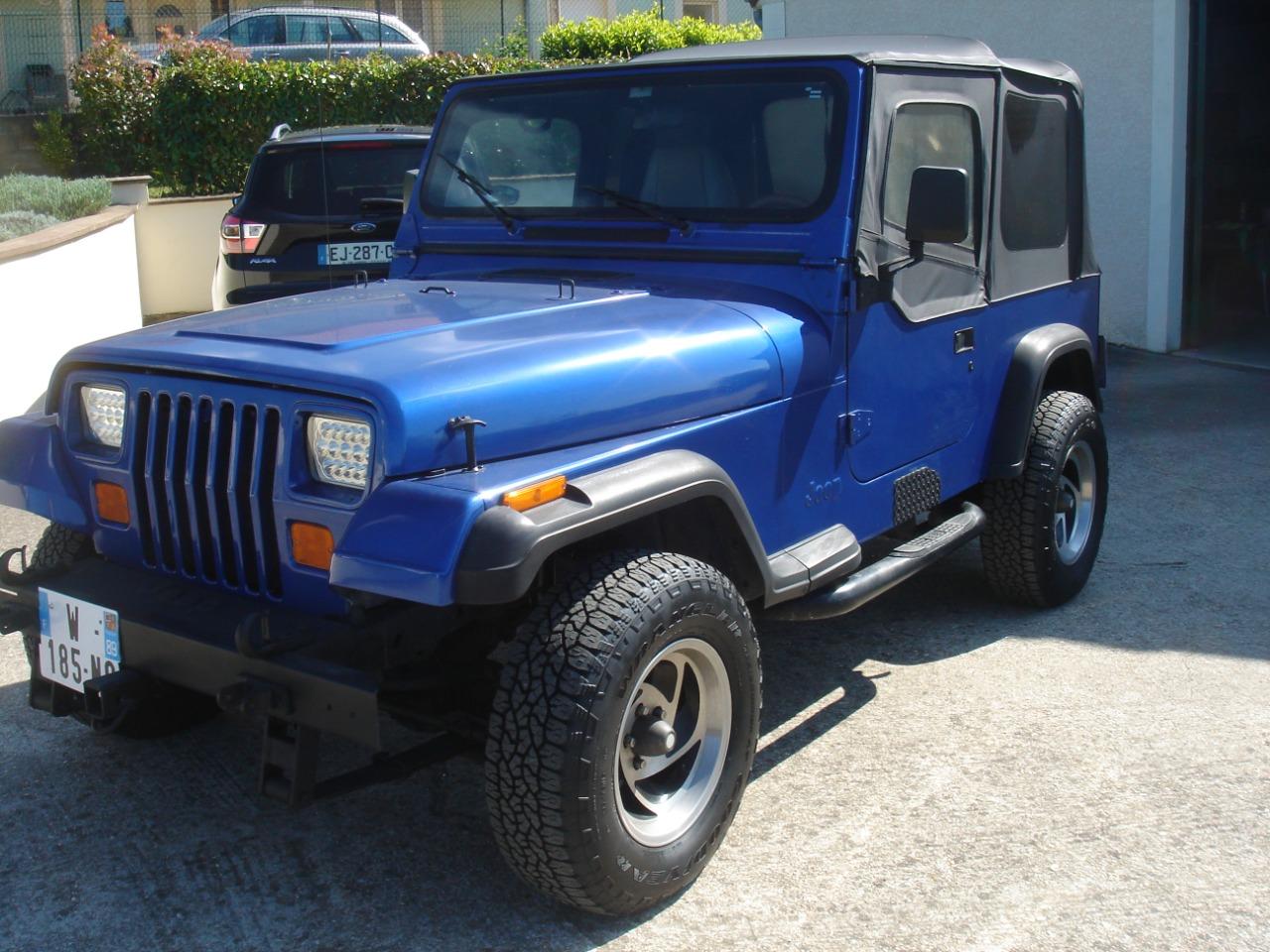 JEEP Wrangler YJ - 1995 LesAnciennes.com