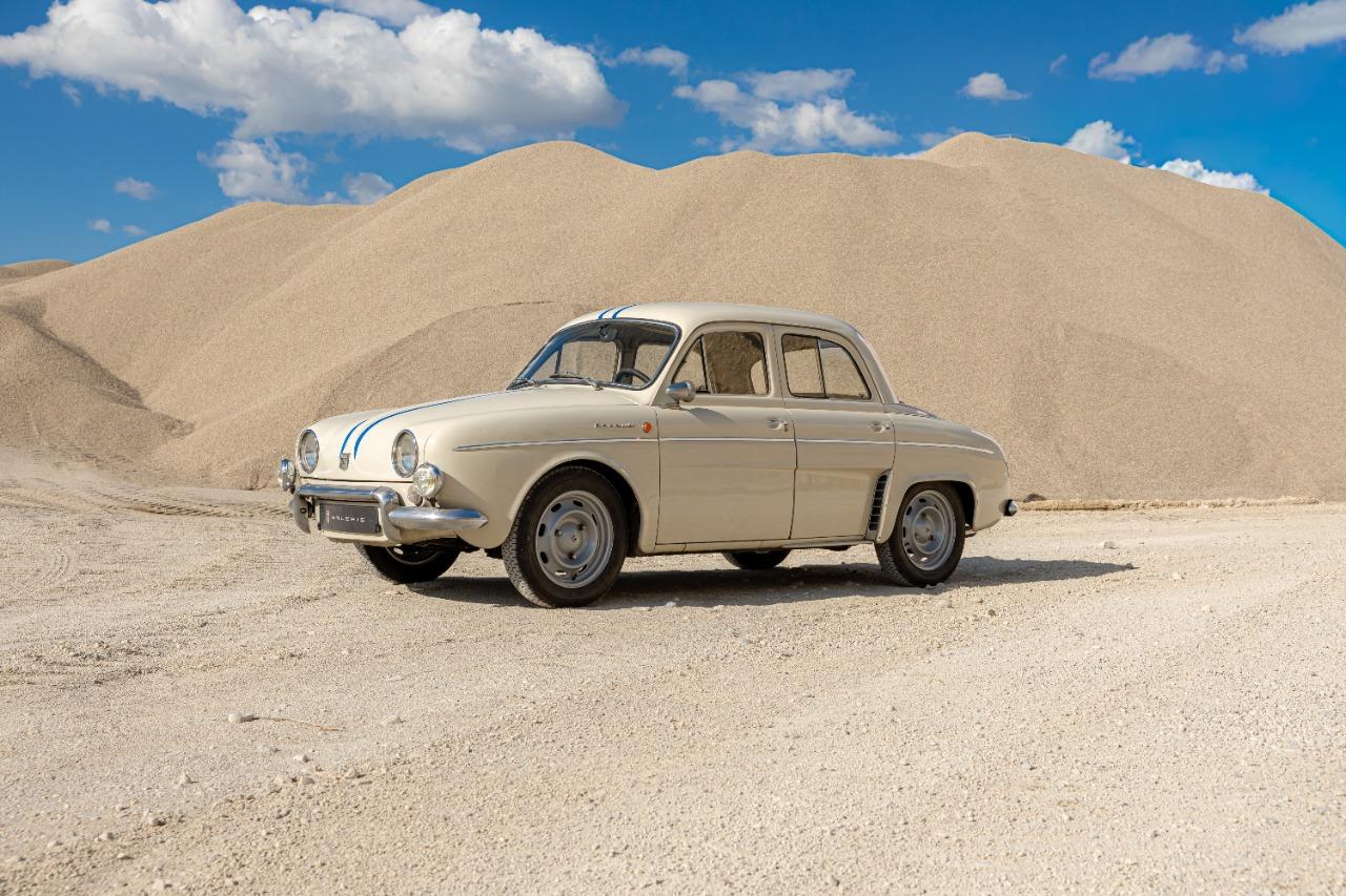 RENAULT Dauphine 1093 - 1962 LesAnciennes.com