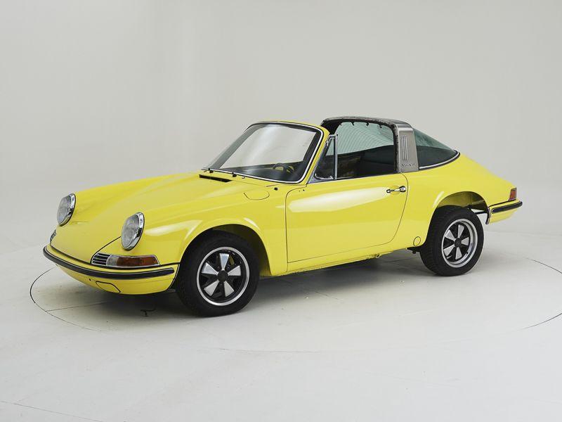PORSCHE 911 2.4 Ölklappe Targa - 1972 LesAnciennes.com