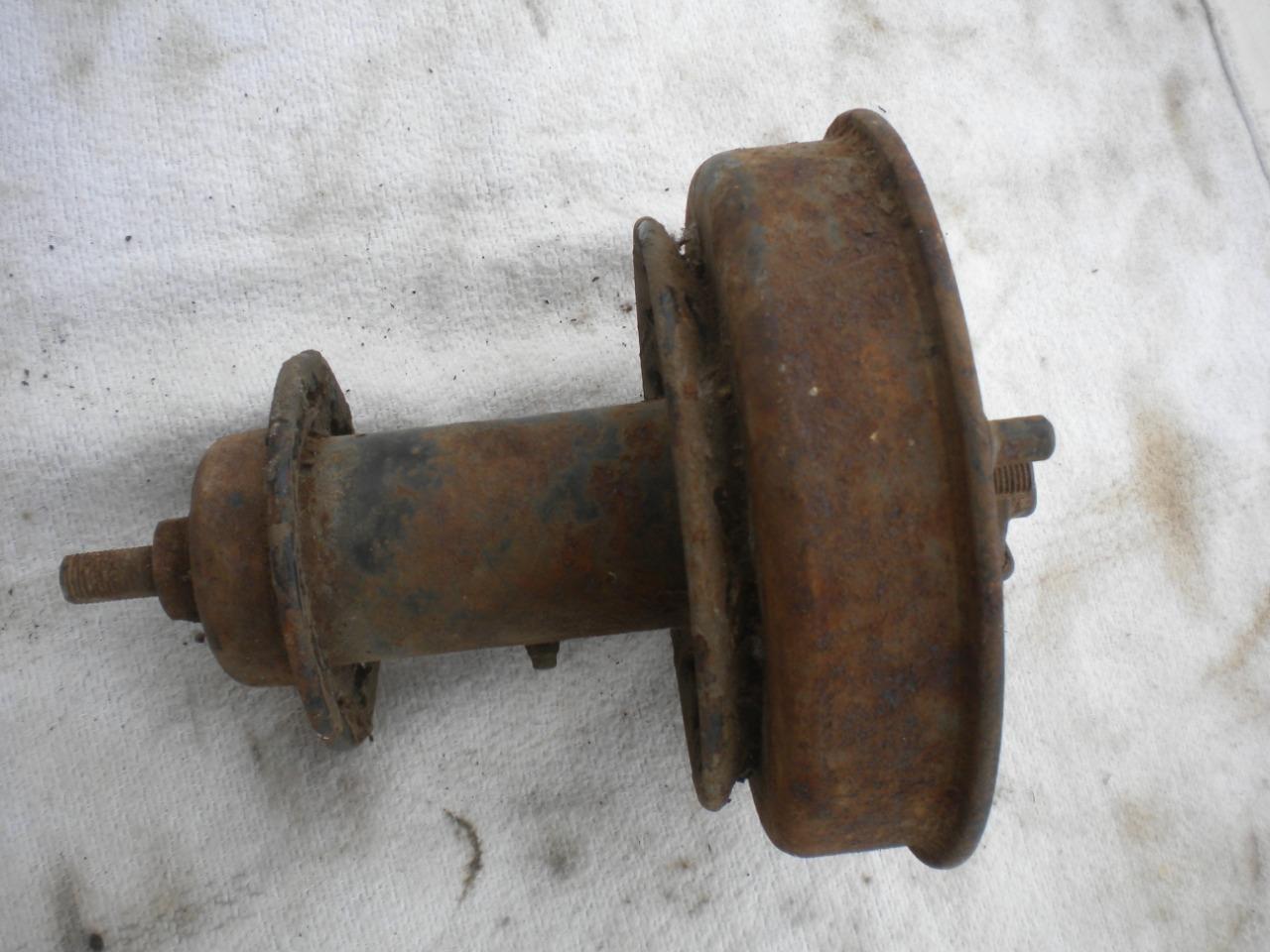 Pièces POUR MOTOCYCLETTE ancienne moyeu de roue LesAnciennes.com