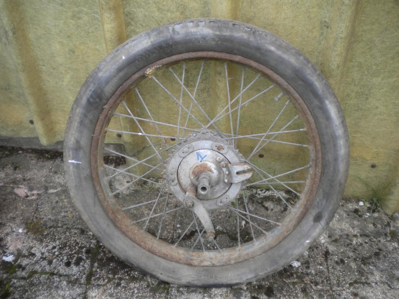 4 ROUES MOTO ancienne 125 / 175 an 40 / 50 LesAnciennes.com