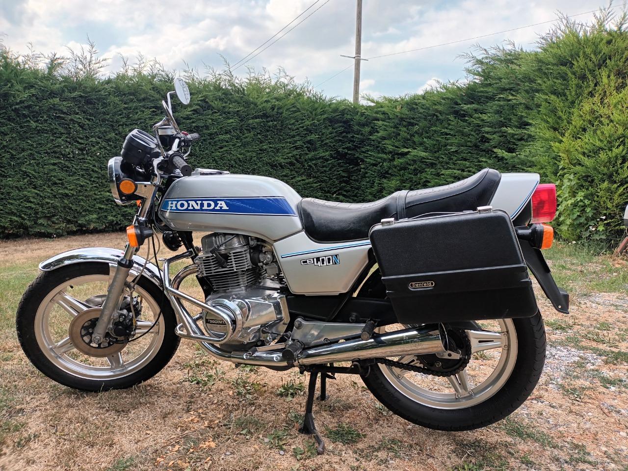 HONDA CB 400 N - 1979 LesAnciennes.com