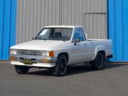 image_0-TOYOTA Hilux Pick-up - 1988