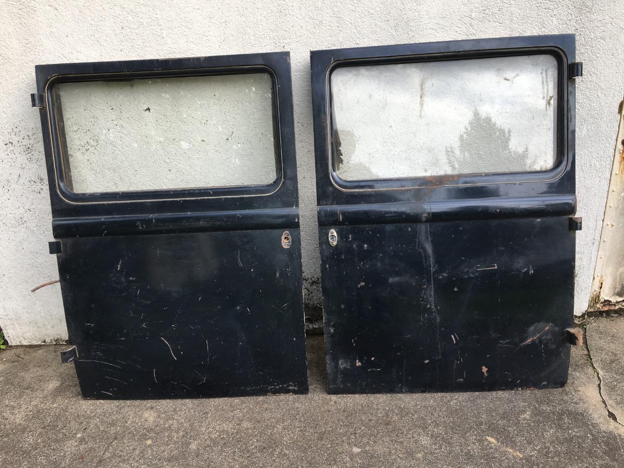 Portes RENAULT Monaquatre LesAnciennes.com