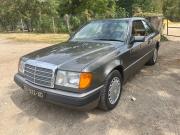 image_0-MERCEDES 230 CE - 1990