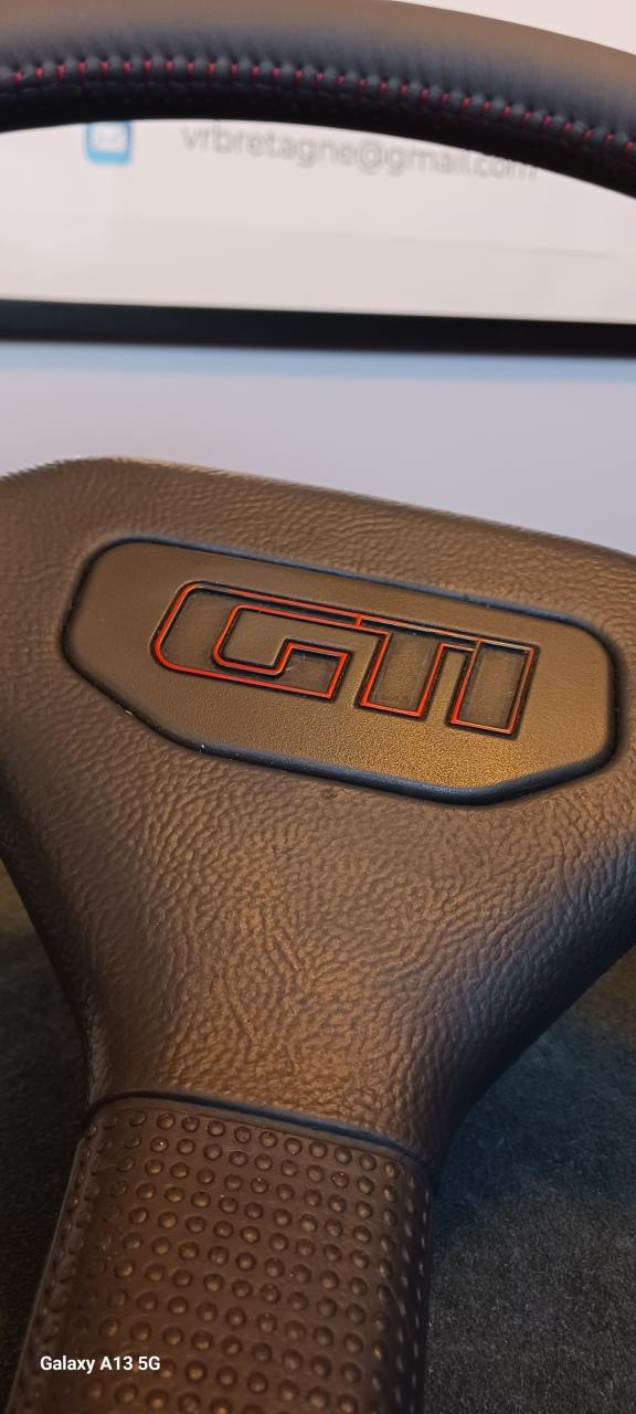 Volant cuir neuf peugeot 205 gti phase 2 LesAnciennes.com