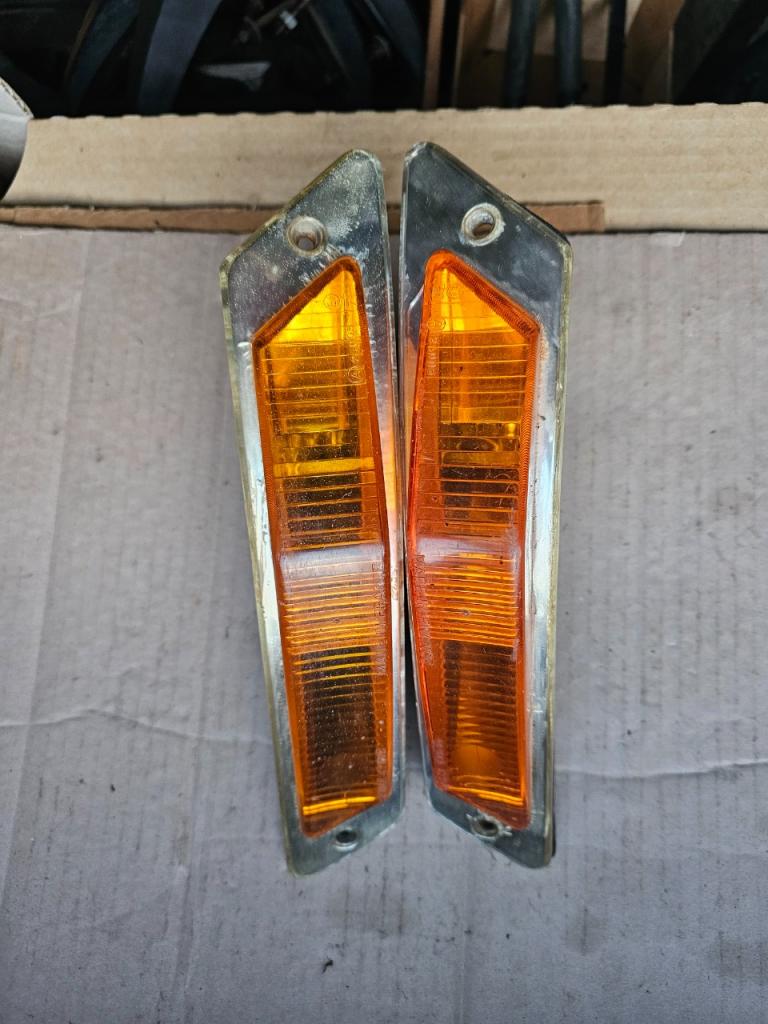 Clignotant CITROEN DS LesAnciennes.com