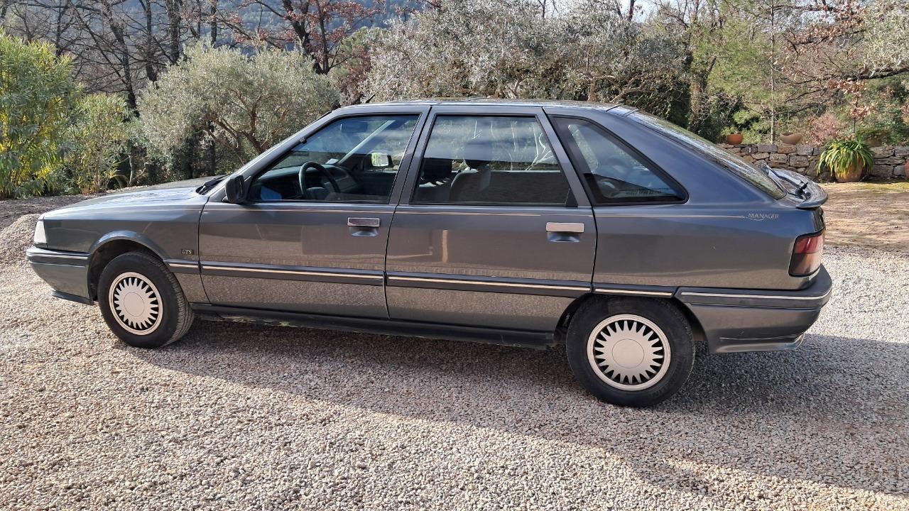 RENAULT 21 (R21) VF1B4820508035865 - 1992 LesAnciennes.com