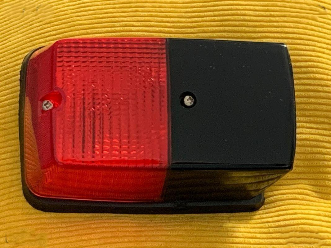 Feu de brouillard et de plaque Seima pour R5, R12, LesAnciennes.com