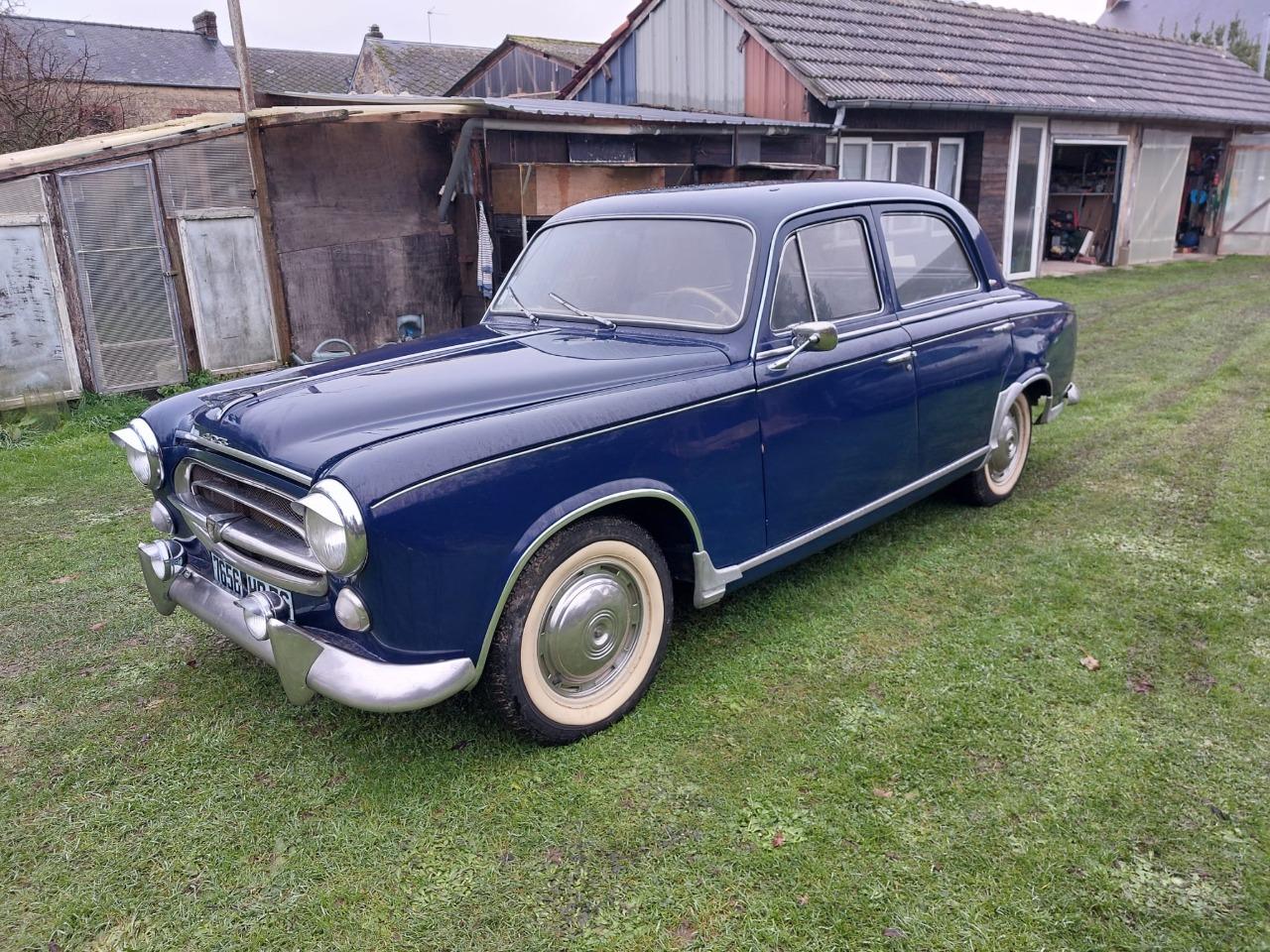 PEUGEOT 403 berline - 1957 LesAnciennes.com