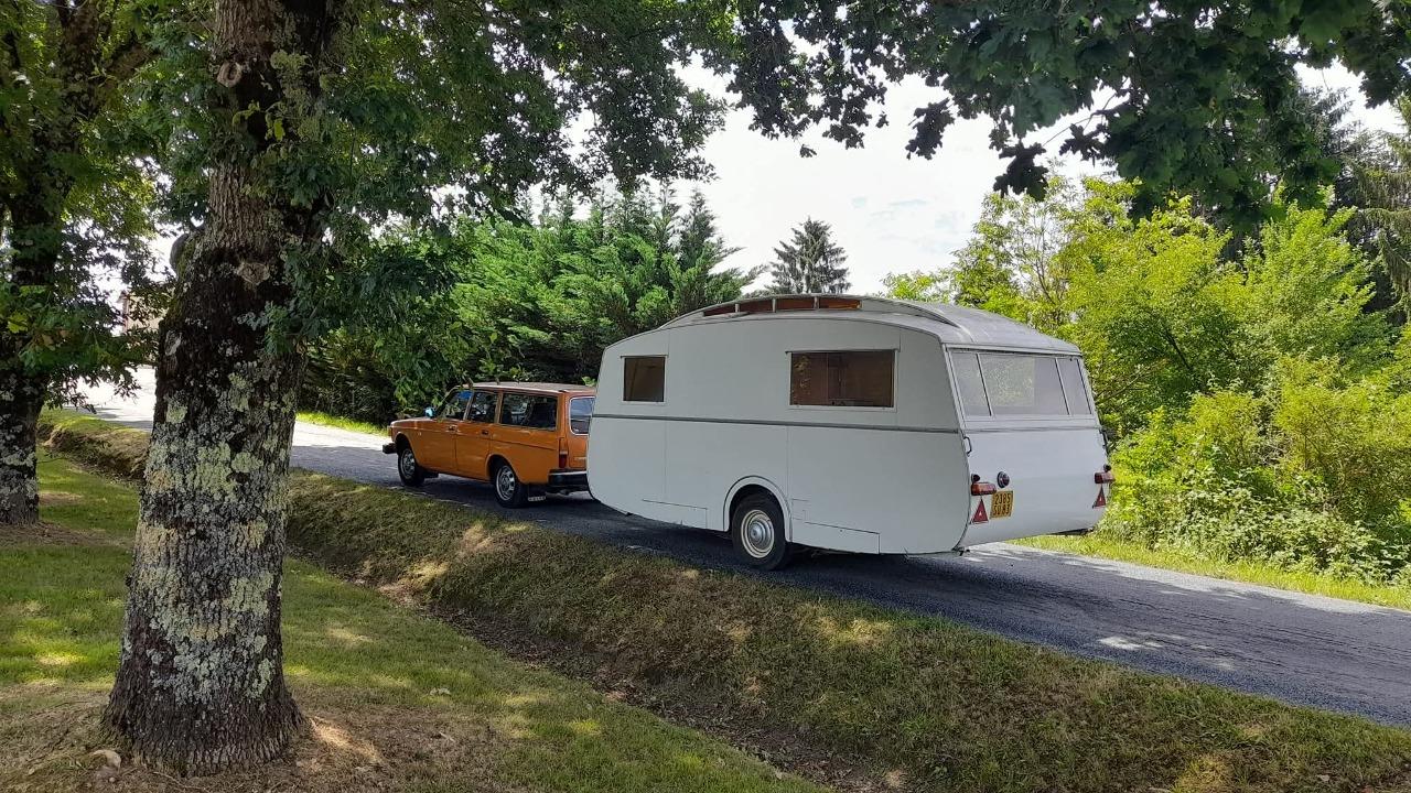 Caravane notin 1960 LesAnciennes.com