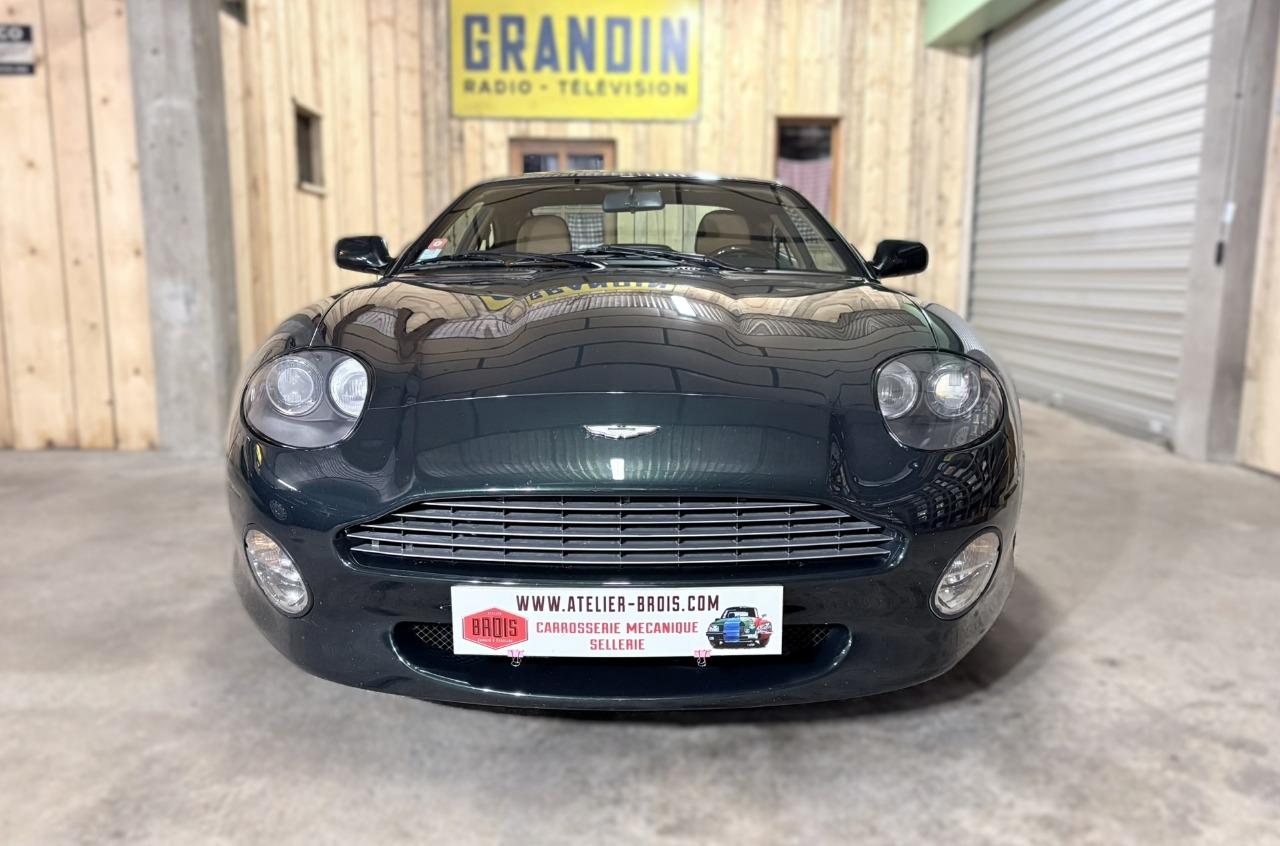 2001 Aston Martin DB7 Vantage, foto 2