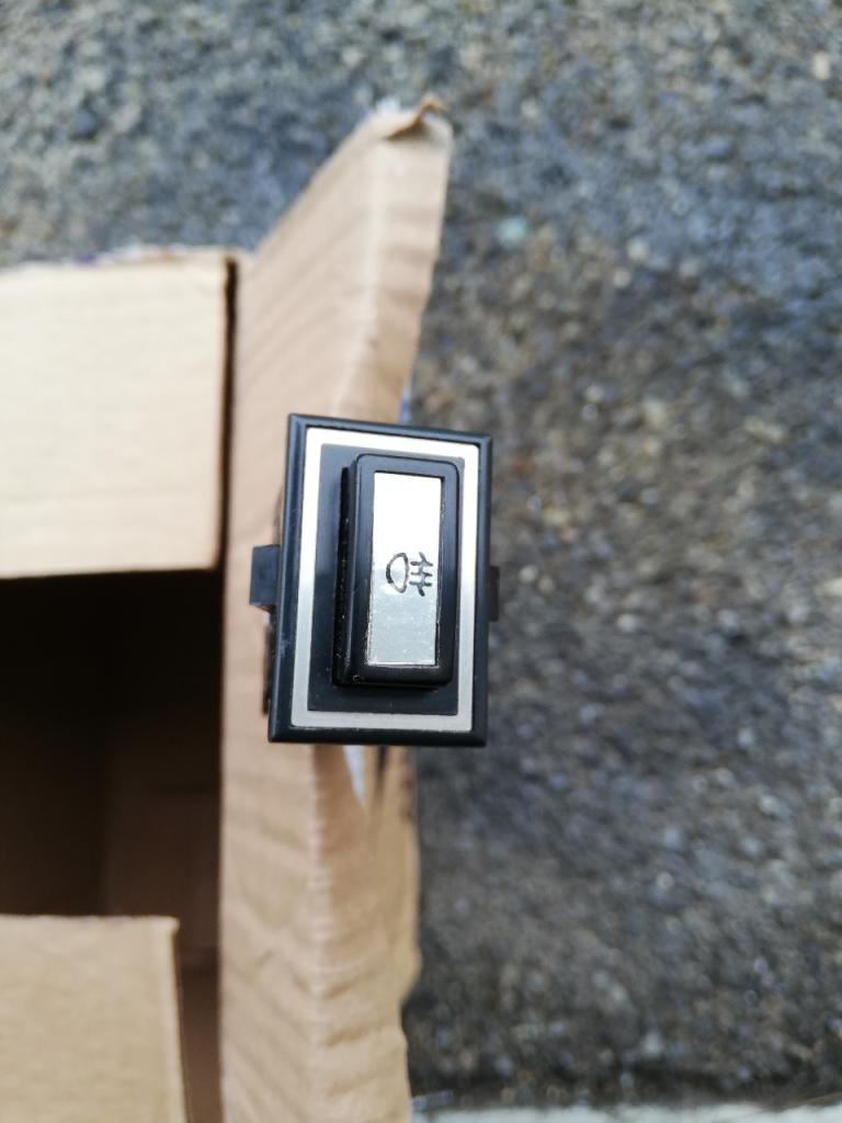 CITROEN DS ID interrupteur feux anti-brouillard LesAnciennes.com