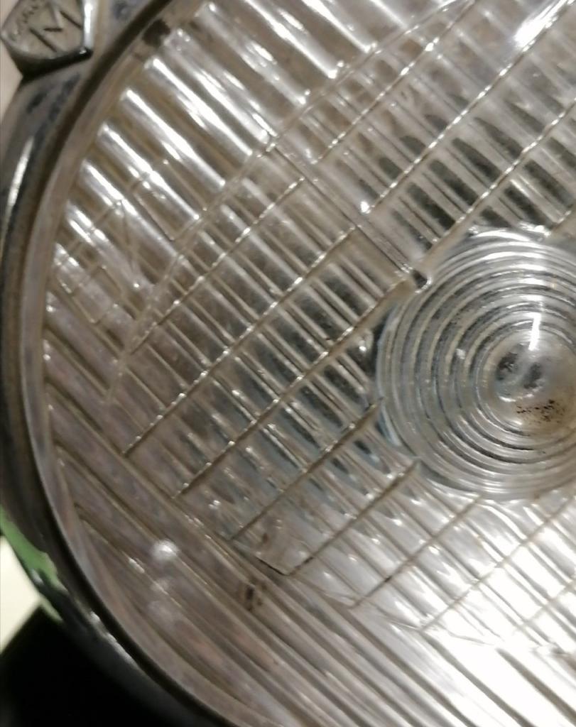 Antibrouillard CITROEN Traction Tous modèles ap194 LesAnciennes.com