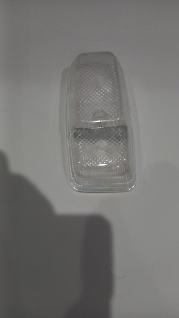 FEU AVANT DROITE CHRISTAL PEUGEOT 204 ET J7 LesAnciennes.com