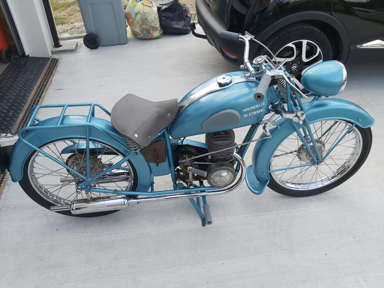 MANUFRANCE Hirondelle C - 1952 LesAnciennes.com