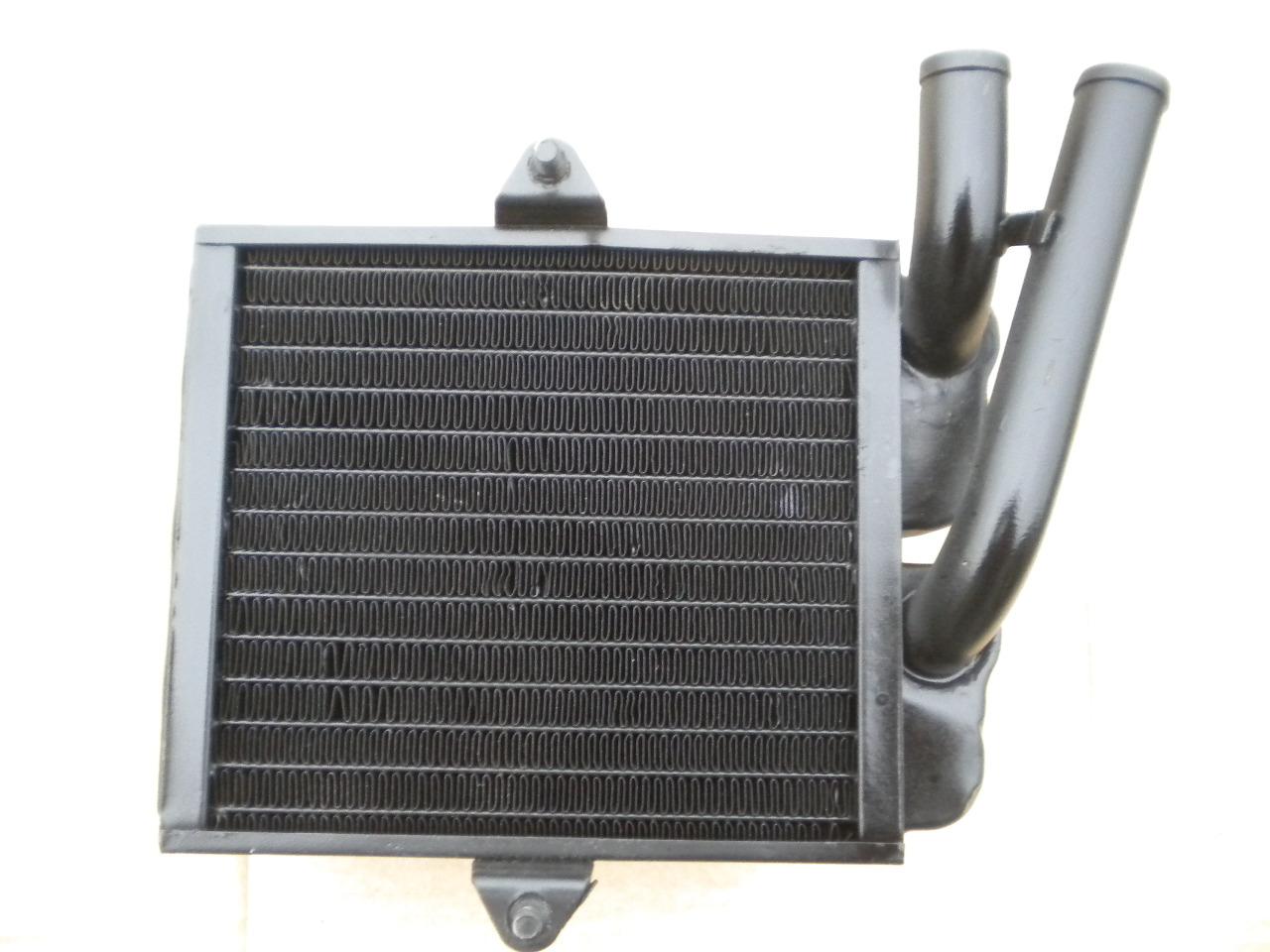 Radiateur de chauffage origine r8 gordini LesAnciennes.com