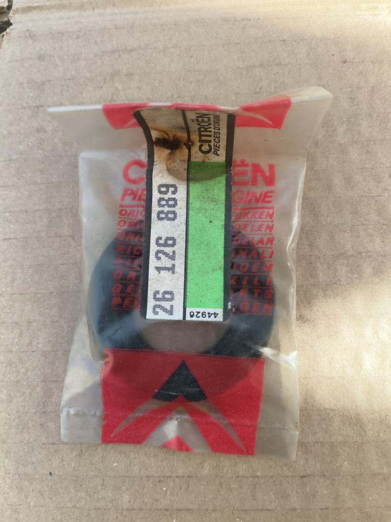 Joint SPI Citroën origine réf. 26 126 888 neuf LesAnciennes.com