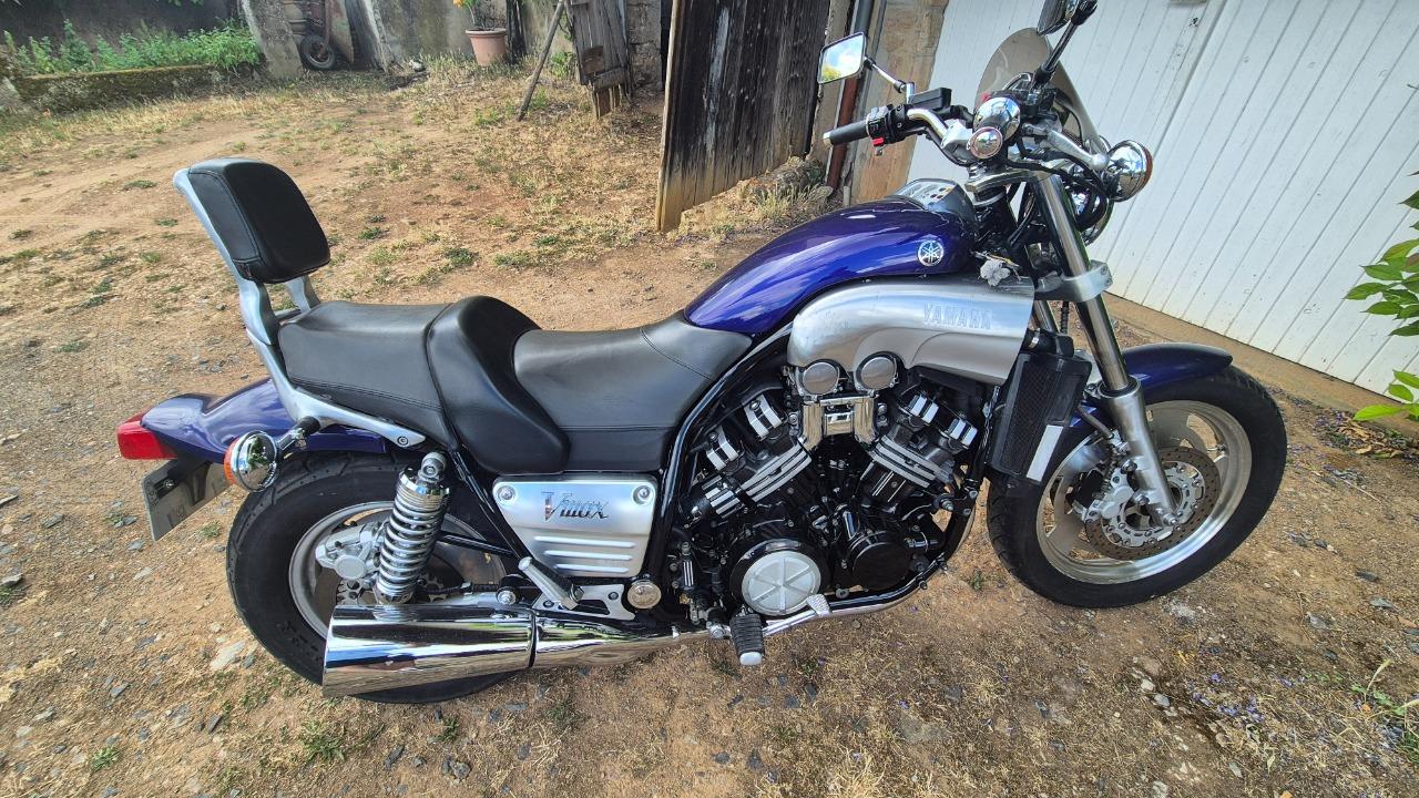 YAMAHA VMAX 1200 - 1996 LesAnciennes.com