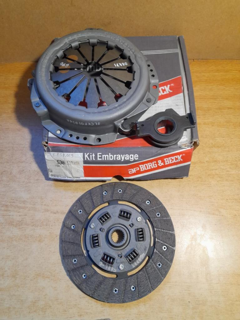 Kit embrayage fiat croma 1.6L borg&beck 538 LesAnciennes.com