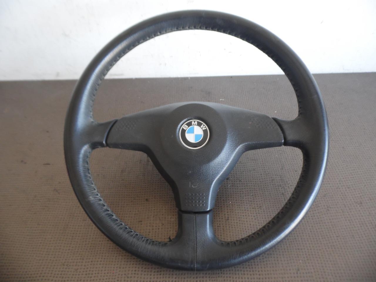 VOLANT SPORT 32331158878 BMW SERIE 8 E31 LesAnciennes.com