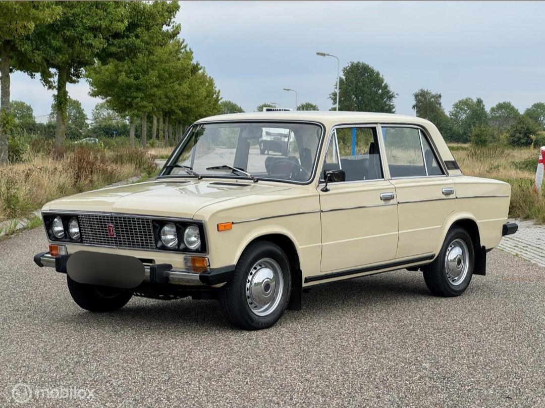 LADA 2106 1.3 65 cv - 1988 LesAnciennes.com