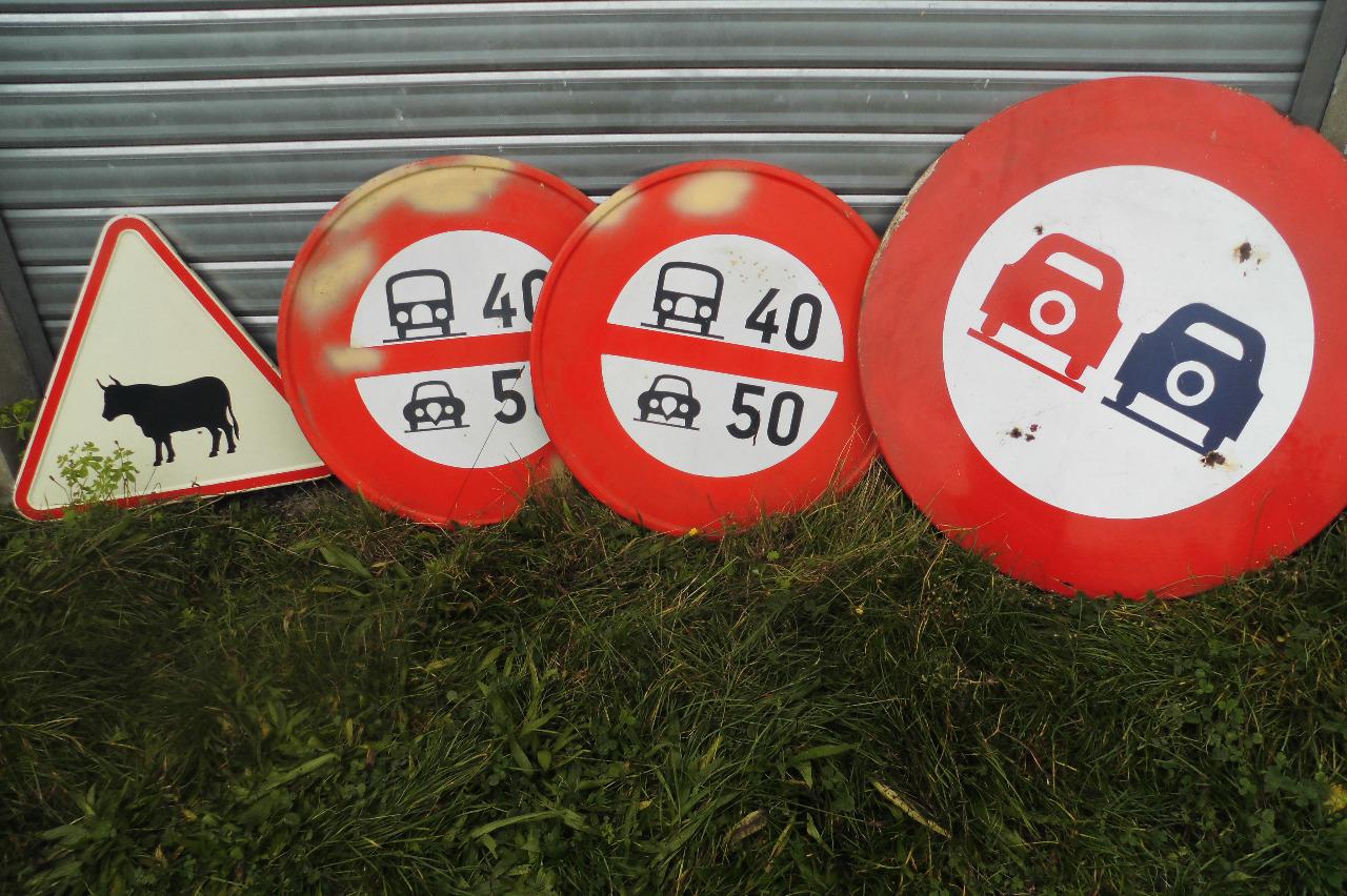 Panneaux emaillée de route LesAnciennes.com