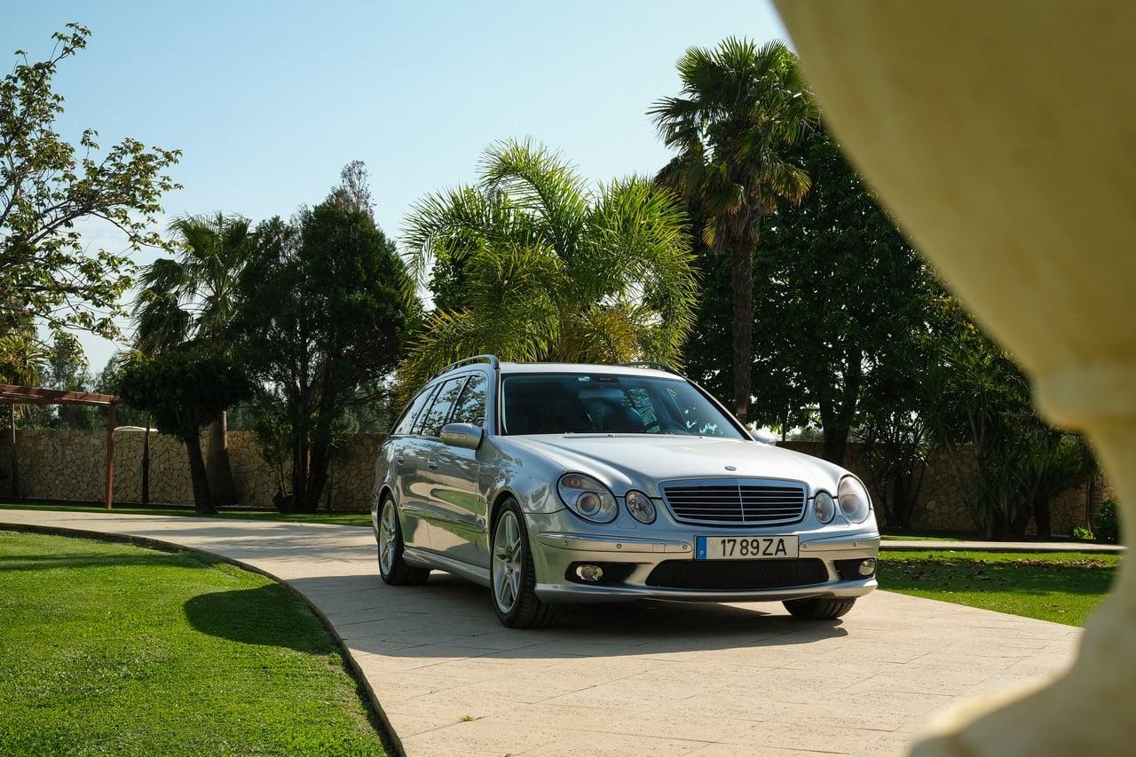 2004 Mercedes-Benz E55 AMG Estate W211 LesAnciennes.com