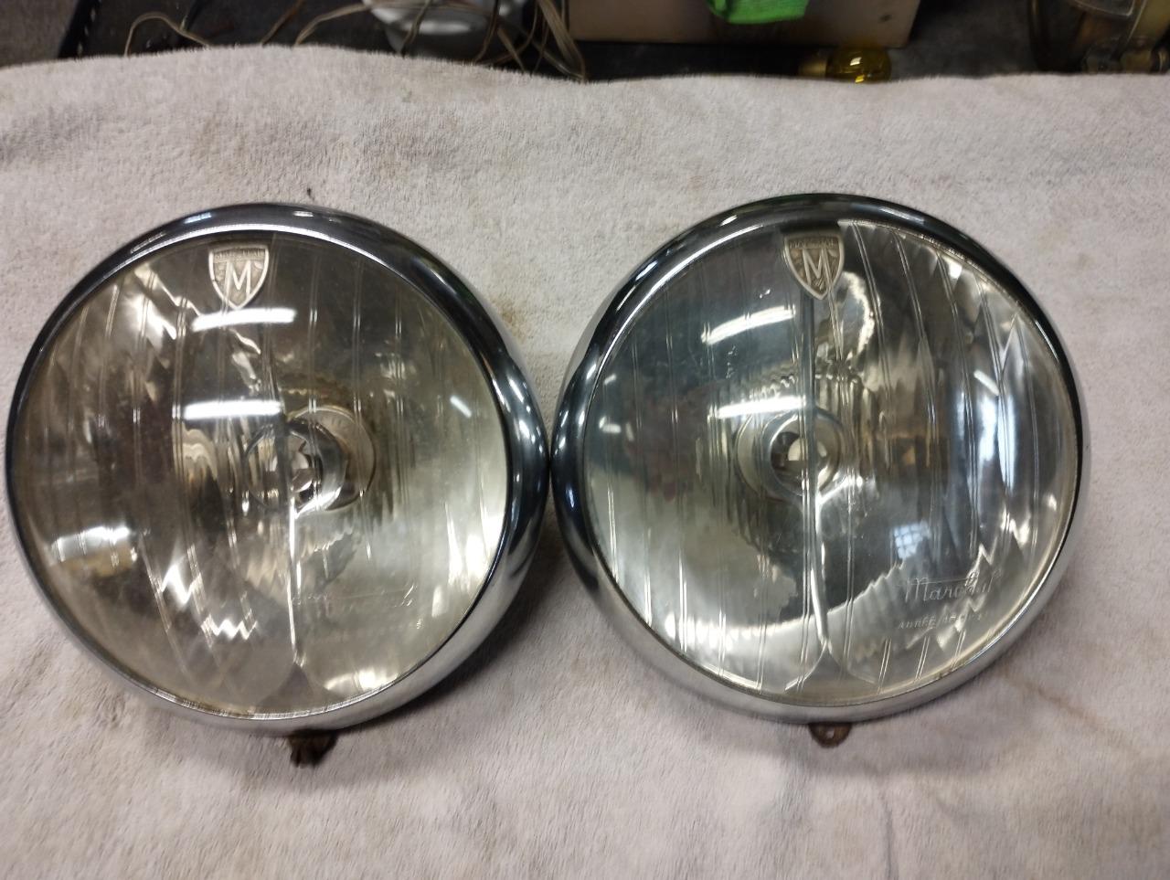 Optiques de phare DELAHAYE 135 LesAnciennes.com