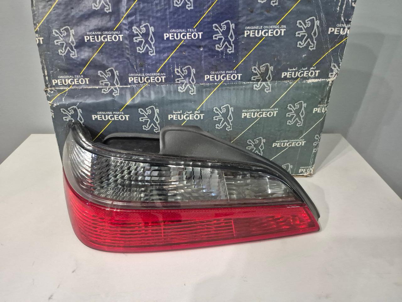 Feu ARG 406 Phase 1 LesAnciennes.com