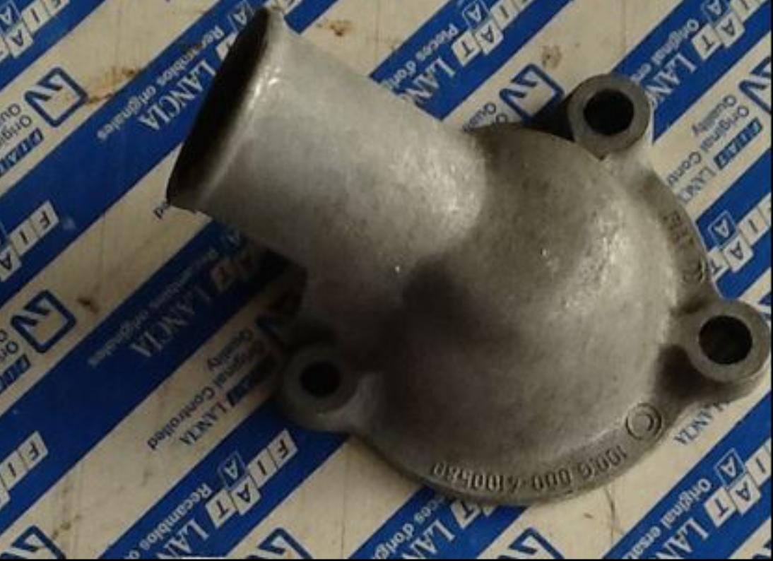 Couvercle FIAT 850 siata spring LesAnciennes.com