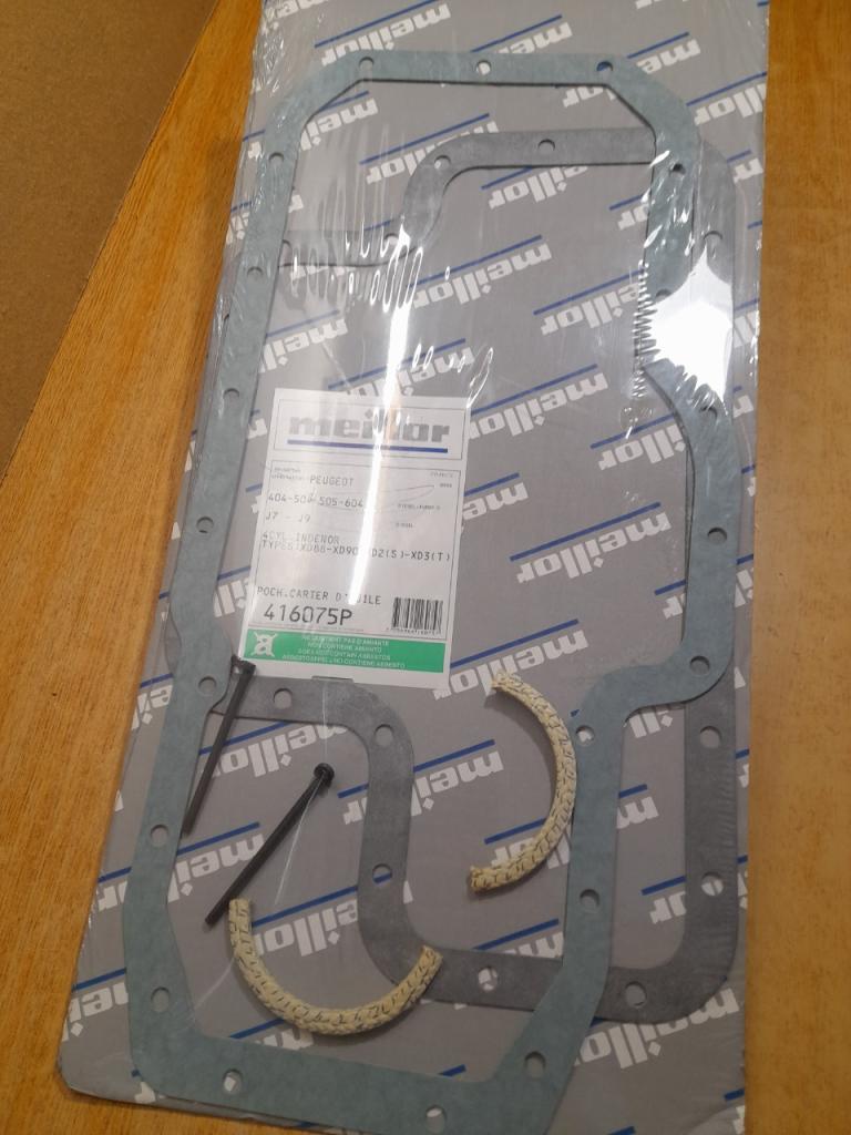 Joint de Carter d'huile Peugeot 404 504 505 604 J LesAnciennes.com