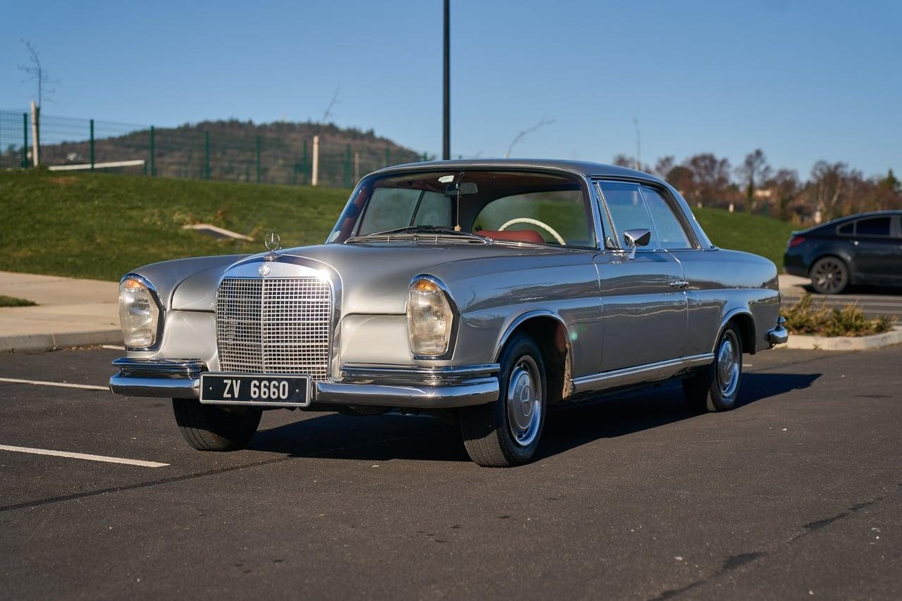 1969 Mercedes-Benz W111 280SE Coupe LesAnciennes.com
