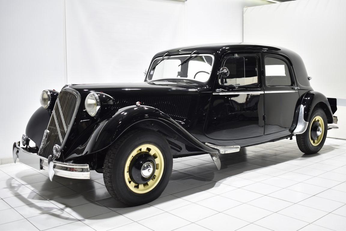CITROEN Traction 15 Six - 1952 LesAnciennes.com