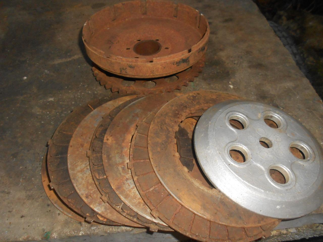 Pièces ARIEL Red Hunter LesAnciennes.com