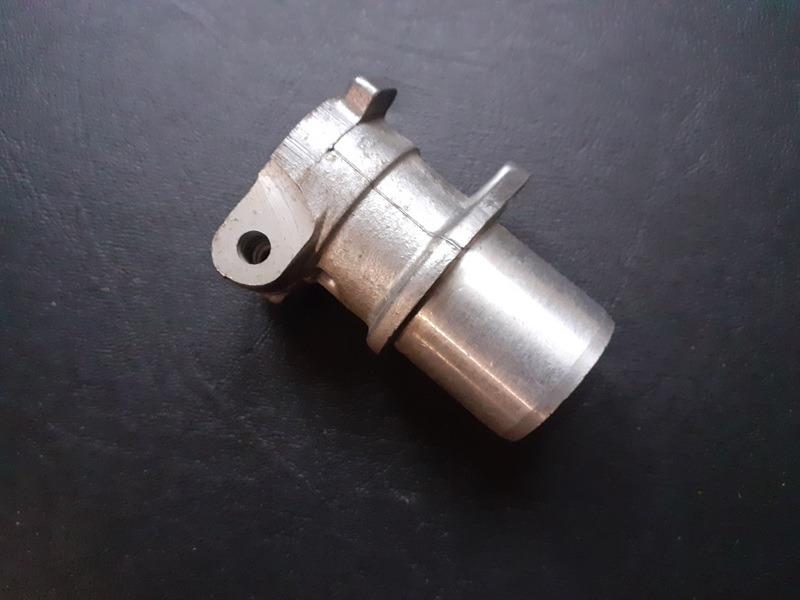 Support allumeur PEUGEOT 404 LesAnciennes.com