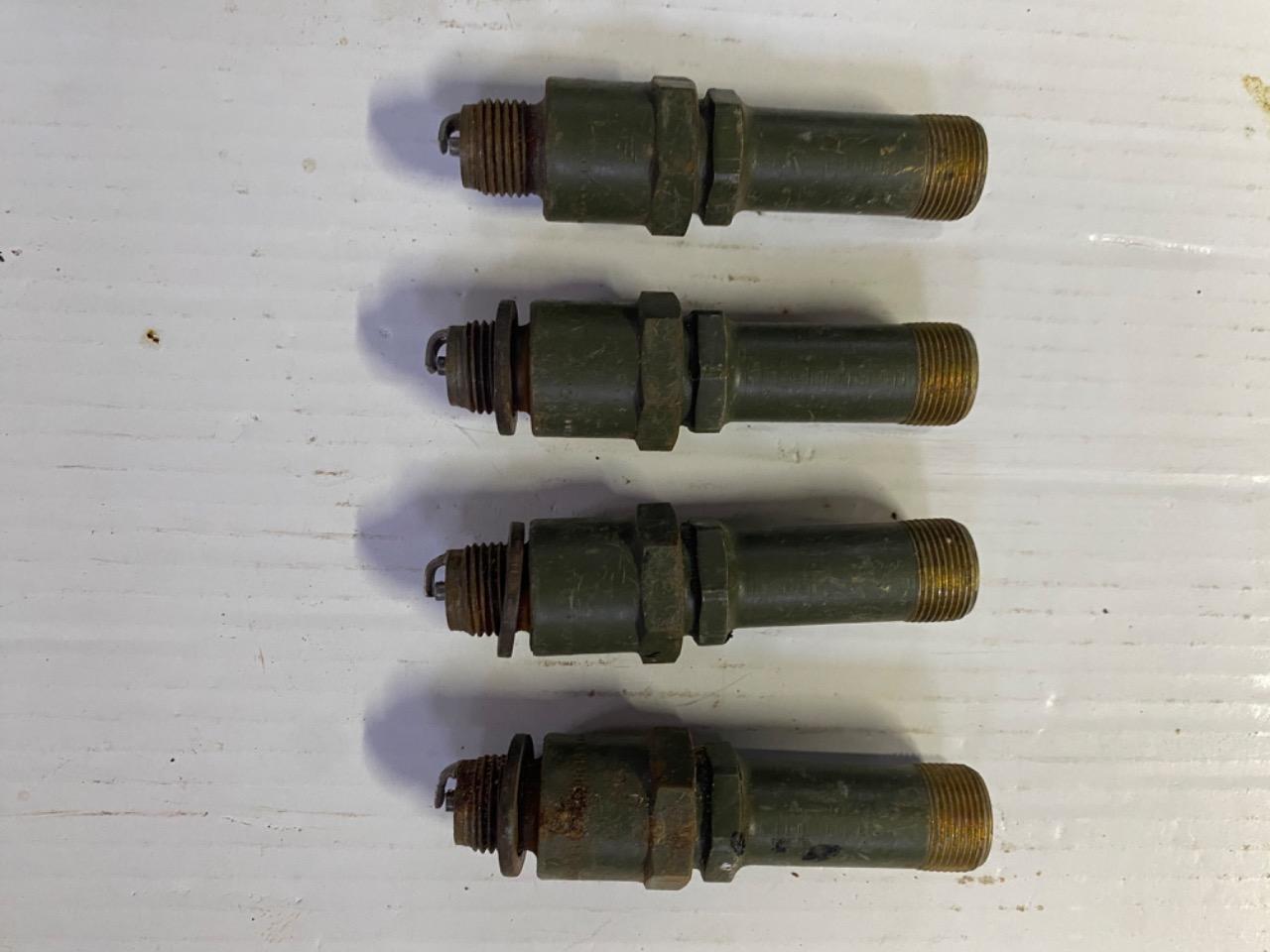 Bougies JEEP Hotchkiss Willys LesAnciennes.com