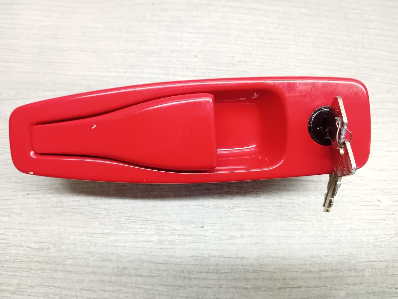 POIGNEE PORTE GAUCHE CHAUFFEUR FERRARI MONDIAL T LesAnciennes.com