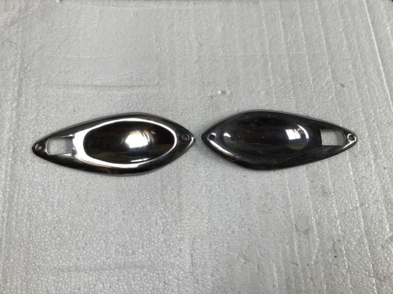 COQUILLES POIGNÉE PORTE RENAULT DAUPHINE LesAnciennes.com