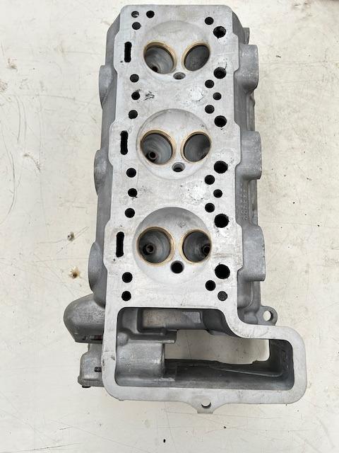 Culasse Fiat Dino 2400 cote 1-2-3 LesAnciennes.com