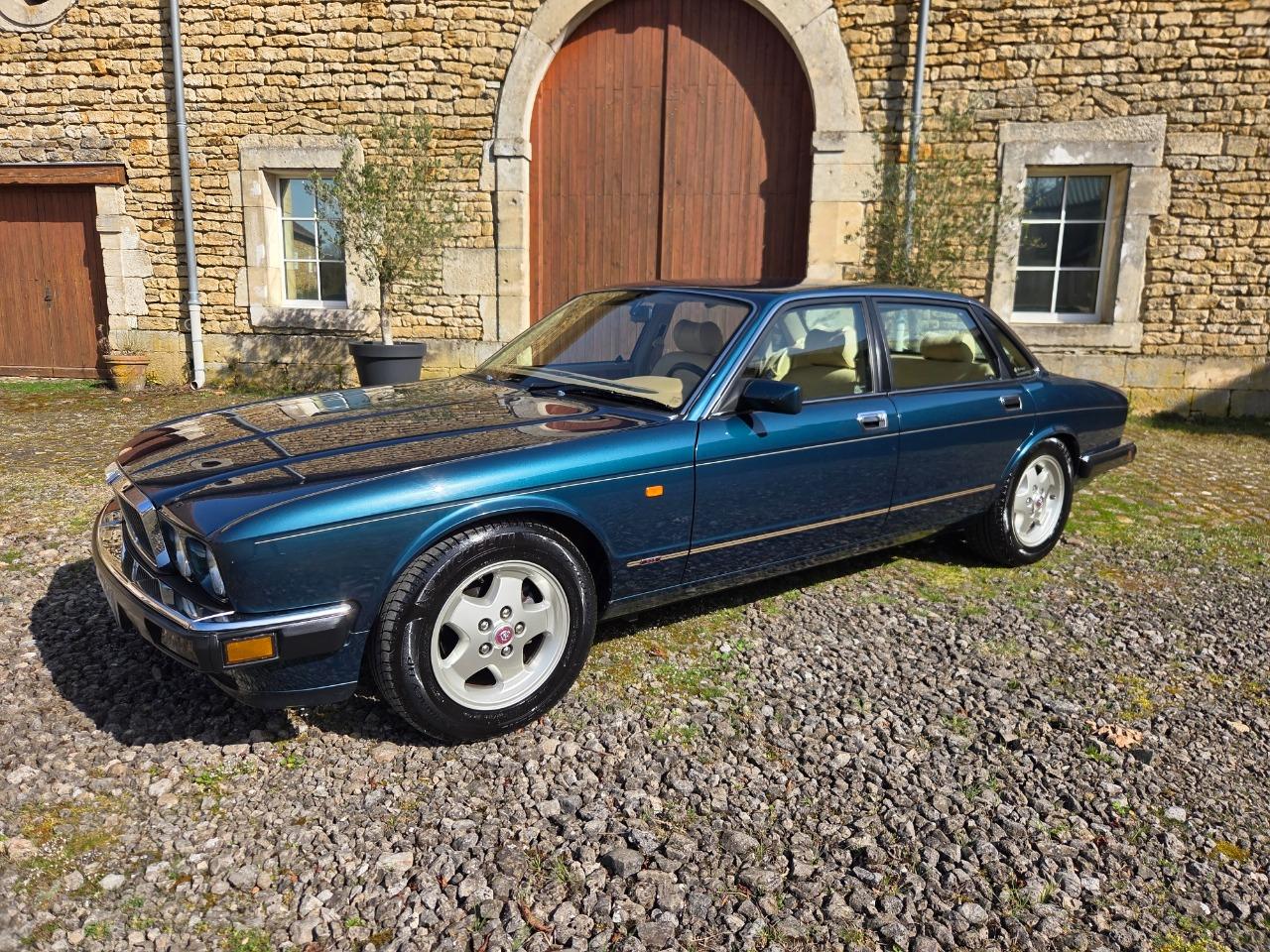 JAGUAR XJ6 3.2 S BVA - 1994 LesAnciennes.com