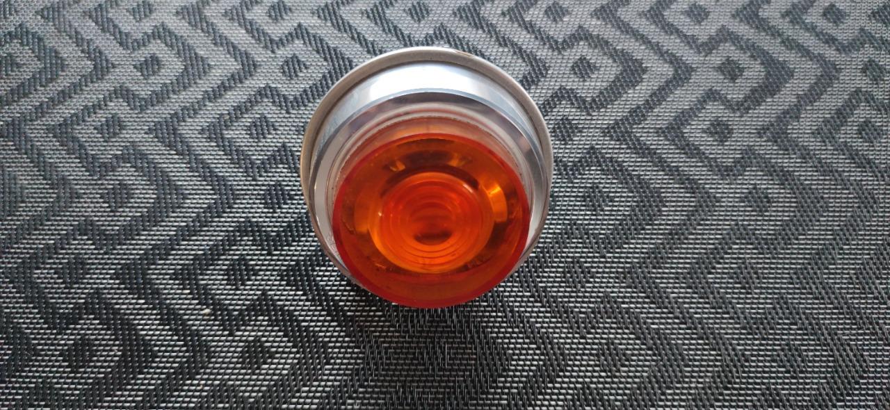 Feu clignotant arrière CITROEN Ami 6 série 1 LesAnciennes.com