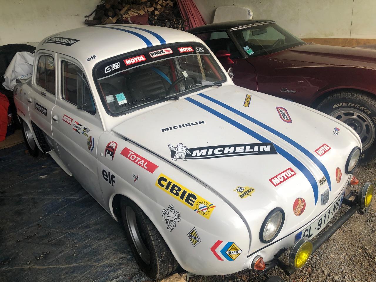 RENAULT Dauphine 1090 - 1957 LesAnciennes.com