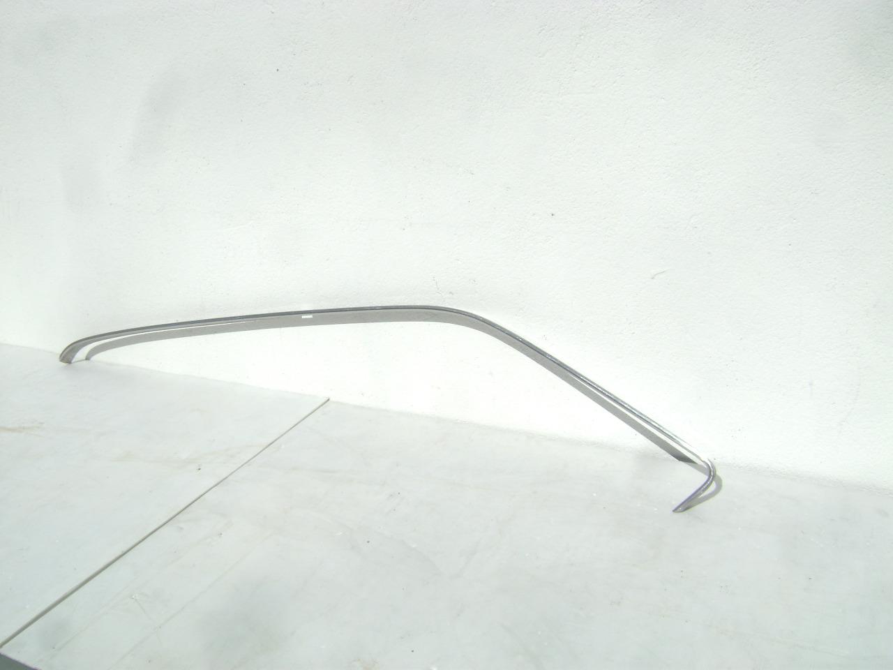 Corniche PEUGEOT 504 coupé LesAnciennes.com